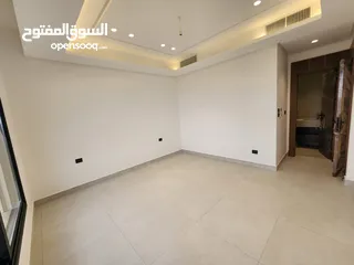  12 شقة فاخرة للبيع في منطقة الظهير - ref: 14486