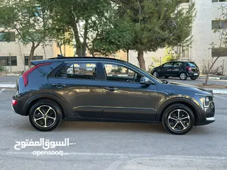  5 كيا نيرو 2022