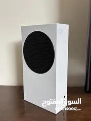  2 Xbox Series s شبه جديد مستخدم 3 اشهر والجهاز نضيف مش مفتوح ولا اي مشكله فيه