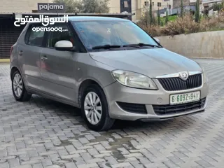  4 سكودا فابيا 2014