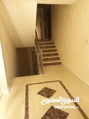  2 شقه للبيع  حي السهل دير غبار - قرب مدارس فلادلفيا