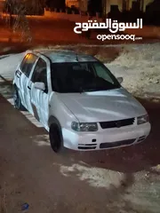  5 بولو بسة موديل 2000 بحالة جيدة للبيع