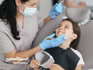  1 مركز طب اسنان للبيع