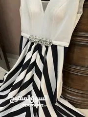  3 فساتين سهره بحاله جديده لبسه واحده فقط للبيع