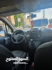  6 citroen berlingo سيارة مرتبة و نظيفة