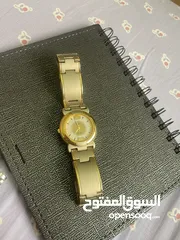  10 ساعة dmax رجالية فضي و ذهبي عقارب عادية