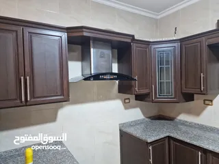  10 عماره يافا 22 شمال حديقة الزهراء مواقف سيارات حاروز مياه 10 متر ارضي