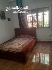  10 مستعمل نظيف للبيع