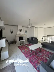  10 فيلا للبيع على طريق المطار - الطنيب