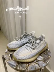  2 Yeezy Cloud-white 350v2 Size: 42 3/4 EUR Used condition / Authentic / Bought on release date