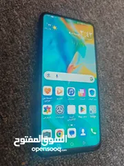  1 هواوي Y9 ذاكرته 128 نظيف سعره