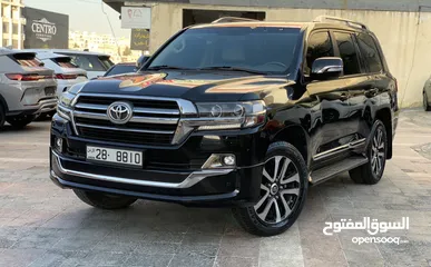  2 Land cruiser GX-R grand touring 2019