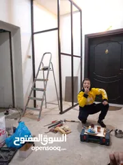  11 صيانة ونقل وتركيب  وتفصيل جميع انواع المطابخ المنيوم أو خشب بأسعار مناسبة