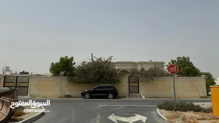  4 بيع فيلا في منطقة الغبيبة