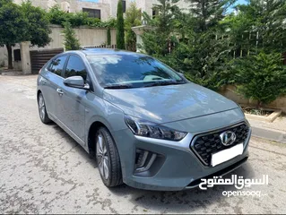  2 Hyundai Ioniq 2021
