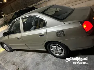  13 هونداي اكس دي موديل 2000 لون ذهبي للبيع