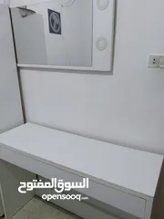  1 كوميدينا لون ابيض