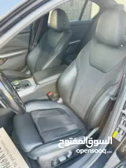  10 BMW 330 e mpackage