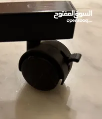  4 طاولة متحركه