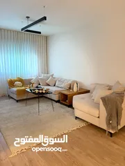  2 شقه للبيع  في منطقه عين منجد  مساحه 180متر