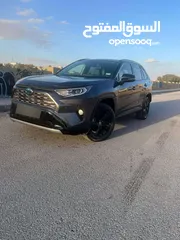  1 Toyota rav 4 2020 AWD.  تويتا راف فور 2020 بطارية ليثيوم