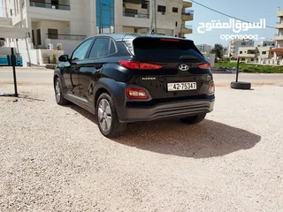  3 Hyundai KONA Electric 2021