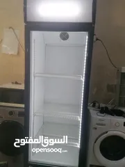  3 ثلاجة باب زجاج بحالة الوكالة للبيع