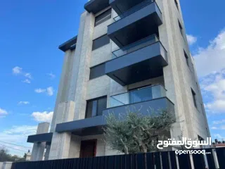  1 شق فاخره للببع في الطيره خلف حلويات العكر