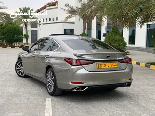  6 لكزس ES350 موديل 2019 بحالة وكاله