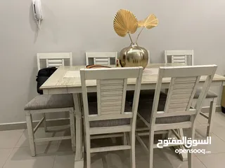  2 طاوله طعام من ميداس ثمانيه كراسي والطاوله معها قطعه عشان تكبر ..  kitchen table 8 chairs with