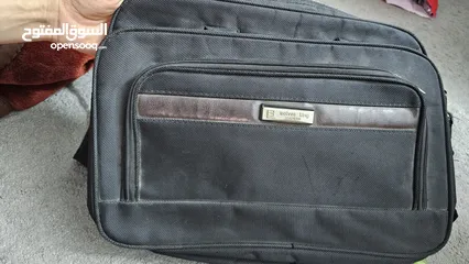  7 شنطة ثقيلة قماش وليس نايلون ومرتبة وكويسه وانيقة للبيع
