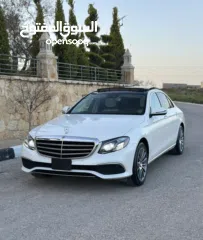  3 E300   ᄉ Mercedes-Benz