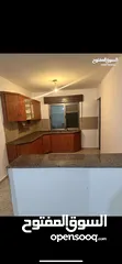  3 ثلاث غرف نوم غير مفروشة للايجار
