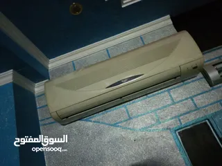  3 مكيف بحاله جيدة