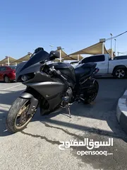  4 YAMAHA R1 1000CC