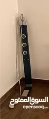  5 شاور بوكس  لون ابيض مع سكريت و دش لون كحلي بحاله ممتازه جدا