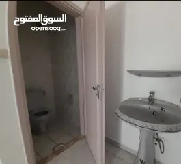  4 شقة فارغة للايجار