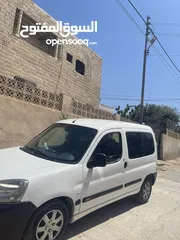 2 بيجو بارتنر ركاب 2005 بحالة الوكالة للبيع