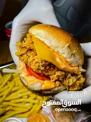  1 معدات مطعم برجر شبه جديد