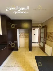  8 شقة سوبر ديلوكس - الرابية - 4نوم 2ماستر - 230م - بلكونتين بإطلالــــه مميزة - قرب الخدمات العامة