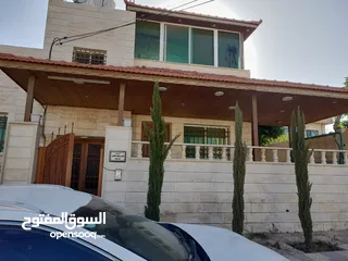  1 منزل مستقل للبيع في الزرقاء - شومر / حي الجنينه