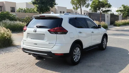  14 NISSAN X-TRAIL ROUGE 2017 FULL OPTION NO SUNROOF