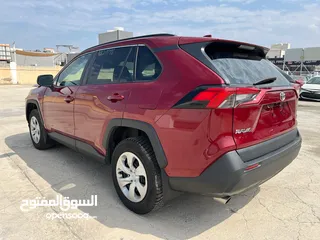  3 Toyota RAV 4 LE AWD