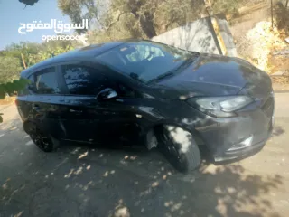  1 ابل كورسا مديل 2017