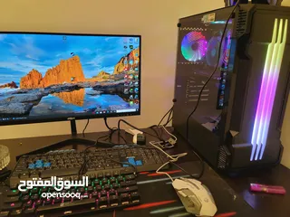  3 كمبيوتر pc  و شاشة