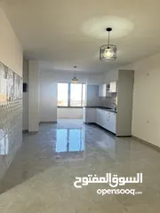  10 شقه للايجار