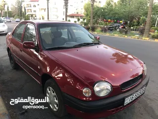  3 تويوتا كوروللا اوتوماتيك اصلي موديل 2000