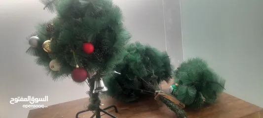  1 Christmas tree