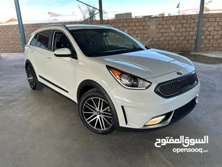  12 Kia Niro Hybrid Clean title 2019