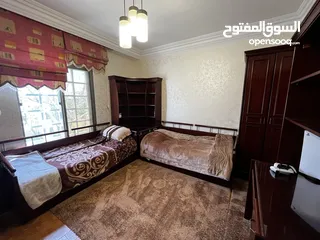  29 فيــلا مميزة للبيع –  طريق المطار  - خلف مدارس الشويفات